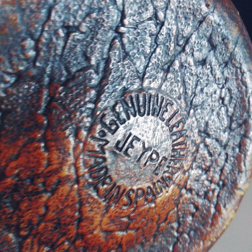 Don Quixote Leather Bottle Embossed Sancho - Picture 12 of 12